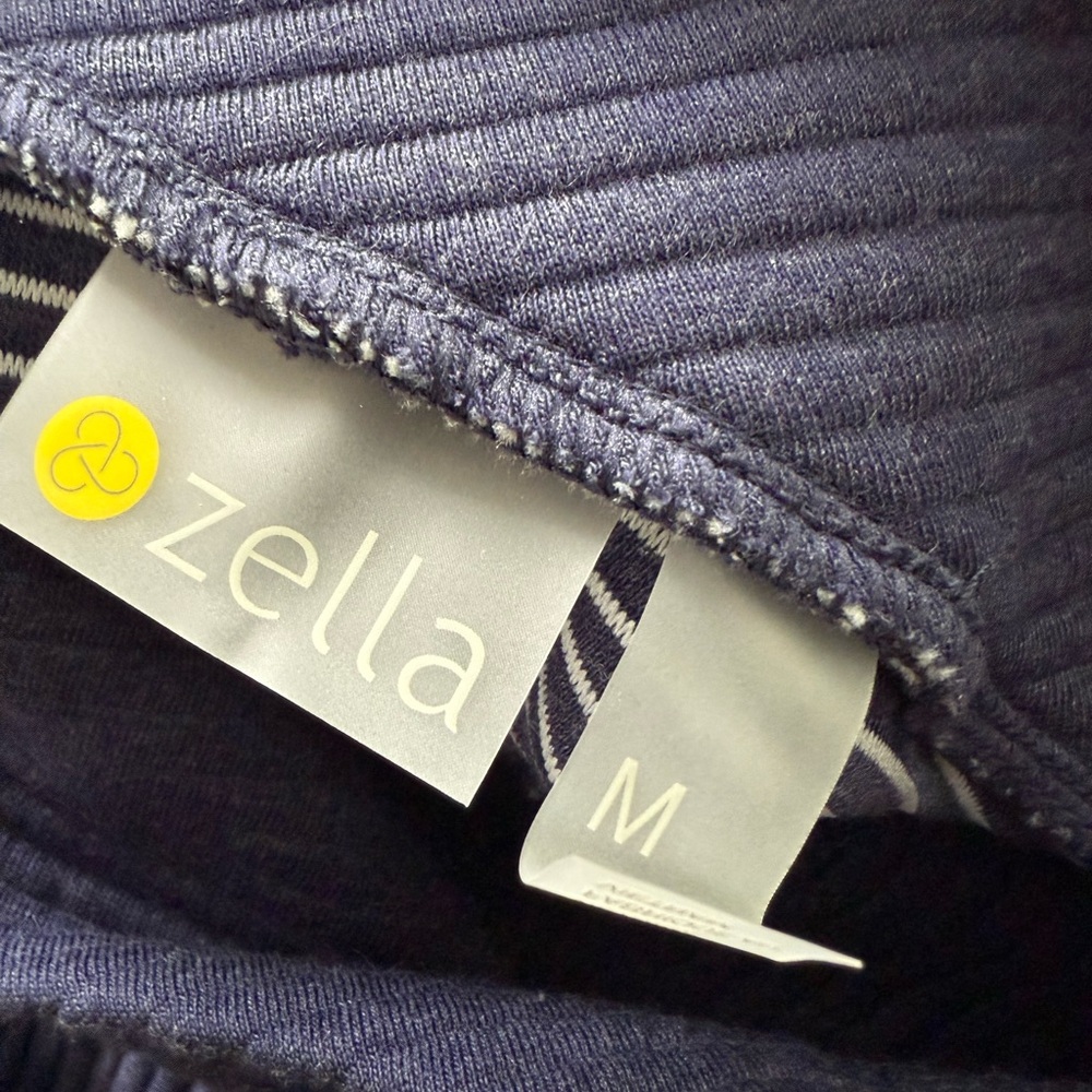 Zella Carey Ridge Funnel Neck Pullover - Picture 3 of 4